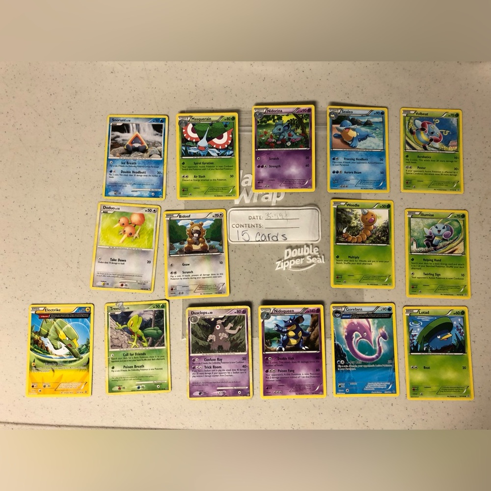 Pokemon Trading Card Collection of 15 cards